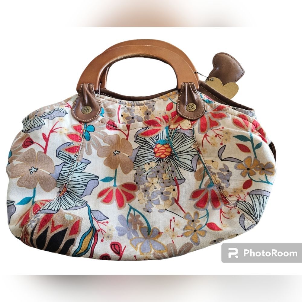 Relic Fabric Clutch Purse